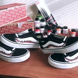 custom shark mouth vans by me🎨